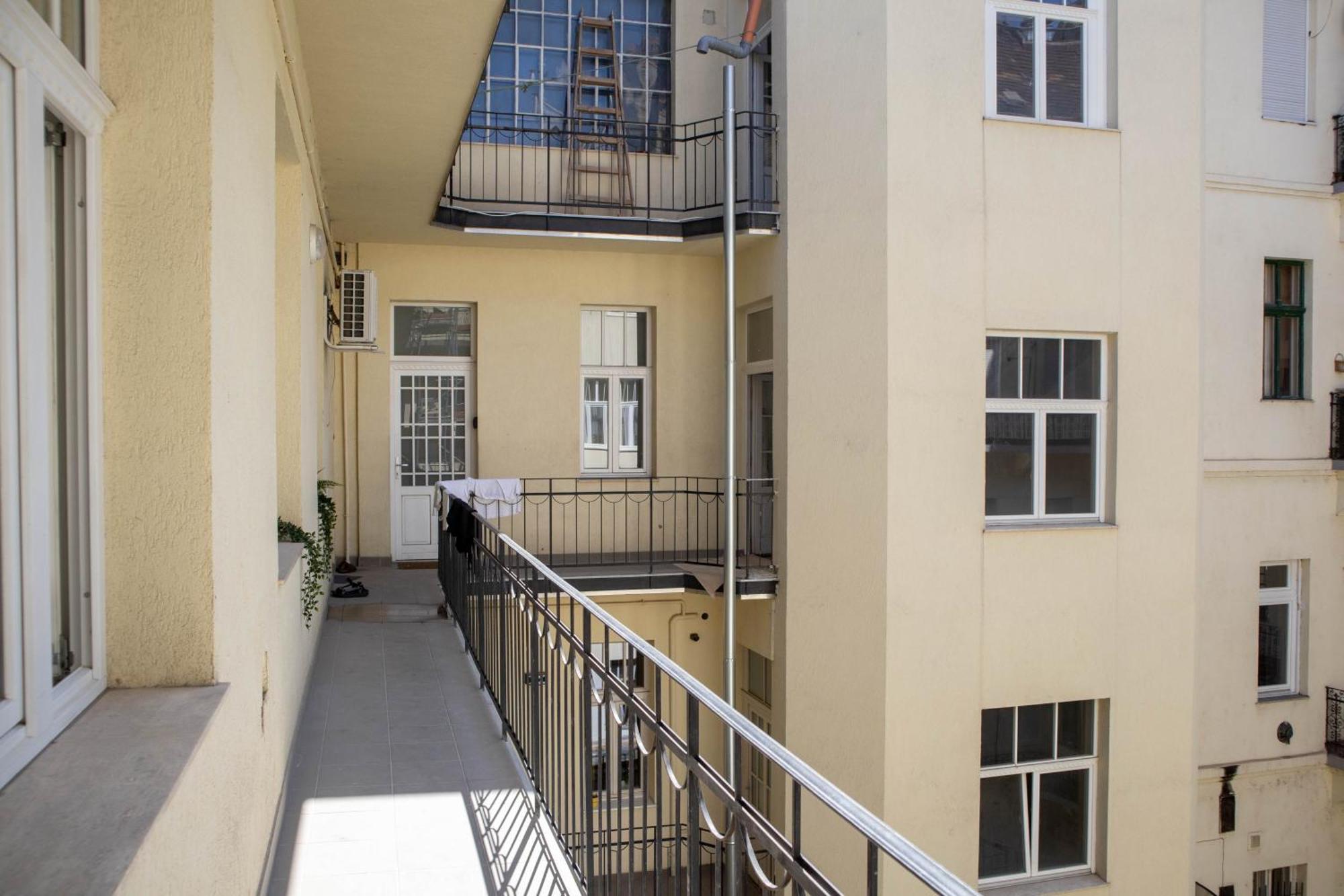 Rozsa Apartments - Jeremy Будапеща Екстериор снимка